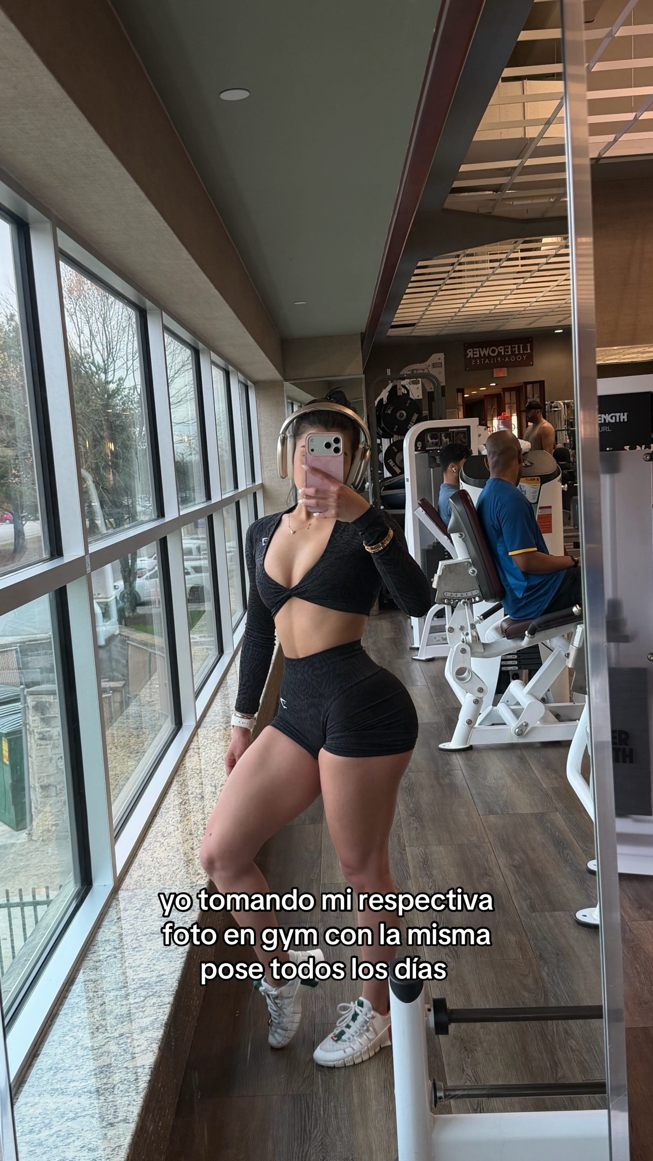 Post 4 by mariabattista21 on TikTok (video)