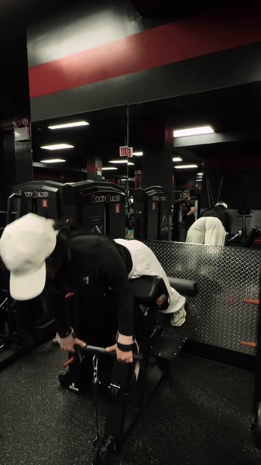Post 4 by Victoria Sánchez on TikTok (video)