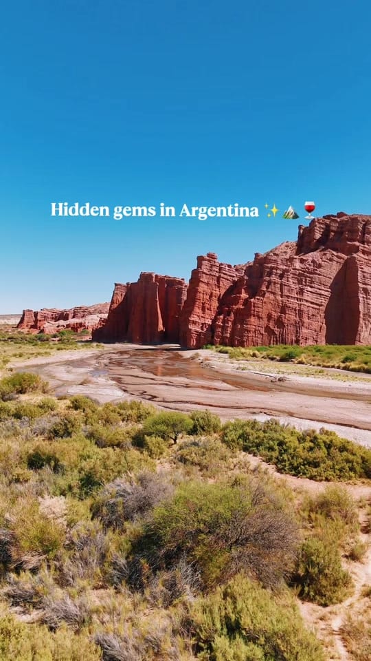 Post 5 by emitoms on TikTok (video)