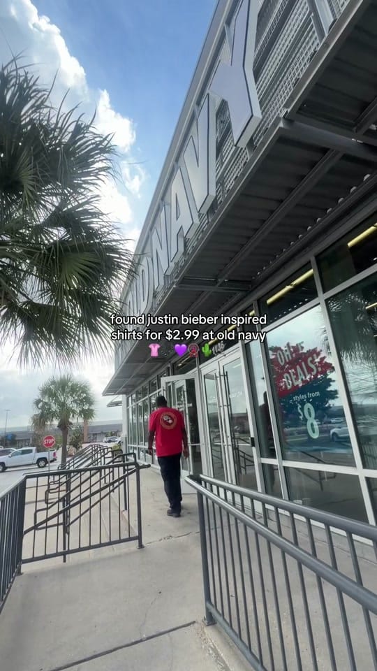 Post 8 by Kristal on TikTok (video)