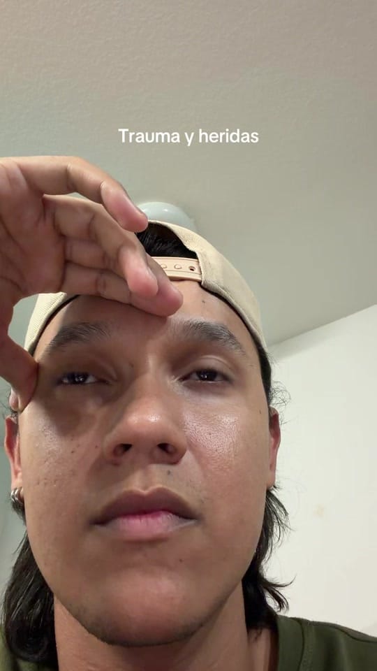 Post 10 by Santiago | Claridad Emocional on TikTok (video)
