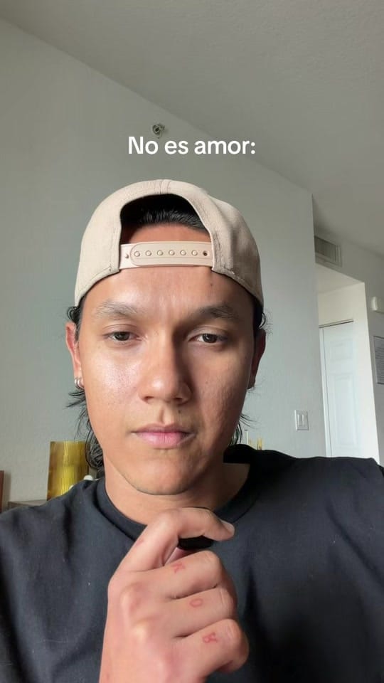 Post 2 by Santiago | Claridad Emocional on TikTok (video)