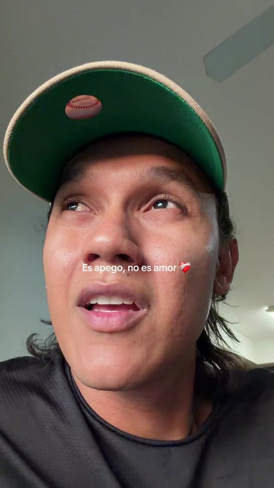 Post 4 by Santiago | Claridad Emocional on TikTok (video)