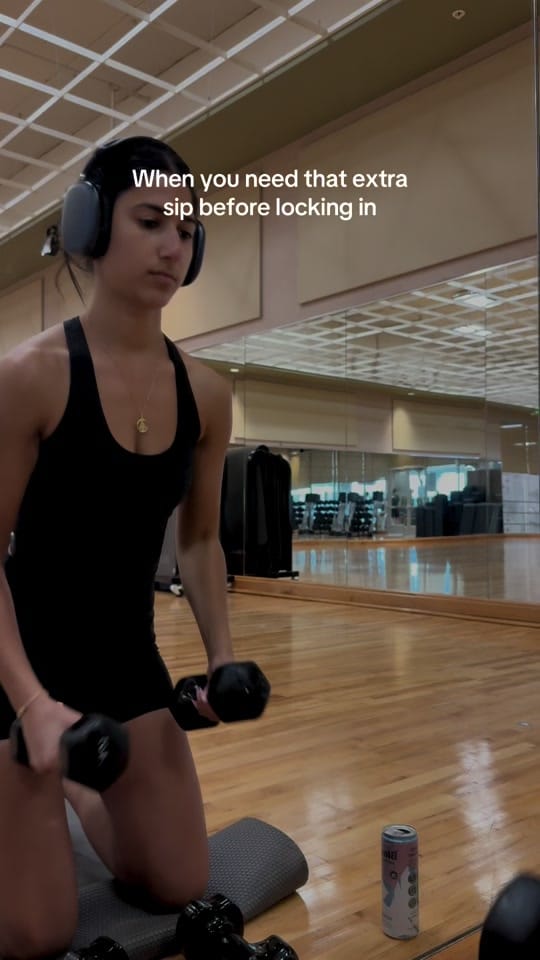 Post 4 by yaramourani on TikTok (video)