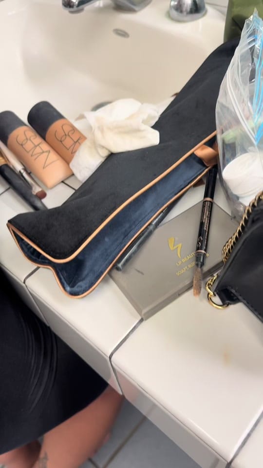 Post 5 by Bel & Mau 🇺🇸🇧🇷 on TikTok (video)
