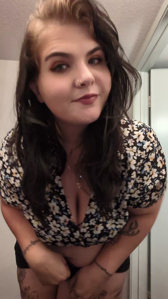Post 9 by Jena Hartnett 📚✍️📸 on TikTok (video)