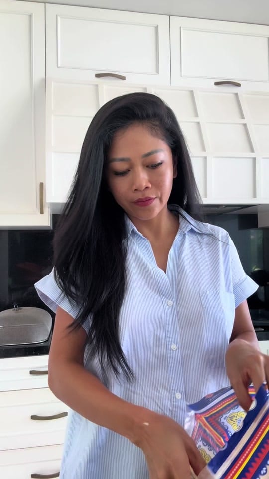Post 5 by Lisa Dewi on TikTok (video)