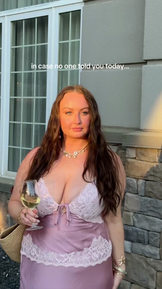 Post 4 by Mikayla Jade Rogers on TikTok (video)