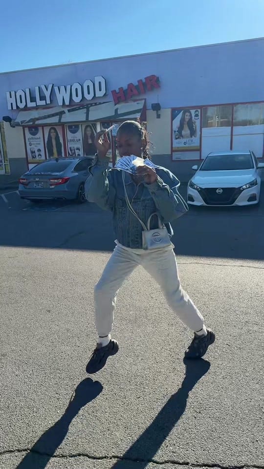 Post 1 by Pelle B. STYLE on TikTok (video)