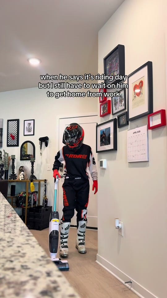 Post 1 by CHELSEA STACKS on TikTok (video)