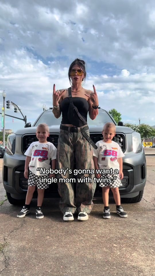 Post 6 by CHELSEA STACKS on TikTok (video)
