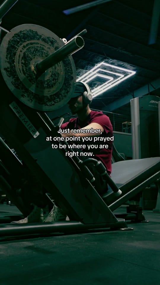 Post 8 by sosickvic on TikTok (video)