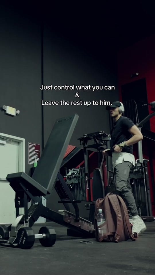 Post 10 by sosickvic on TikTok (video)