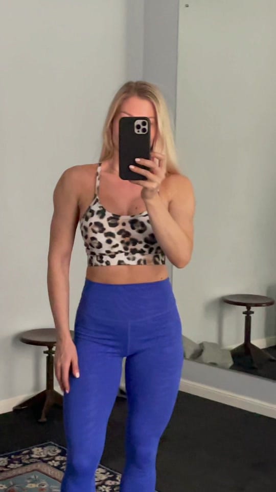 Post 6 by Elena Romanova on TikTok (video)