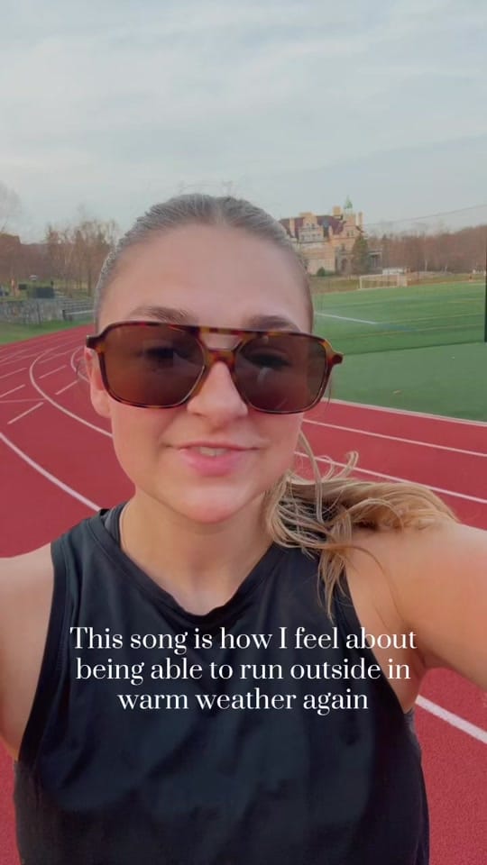 Post 4 by Carly Elizabeth on TikTok (video)