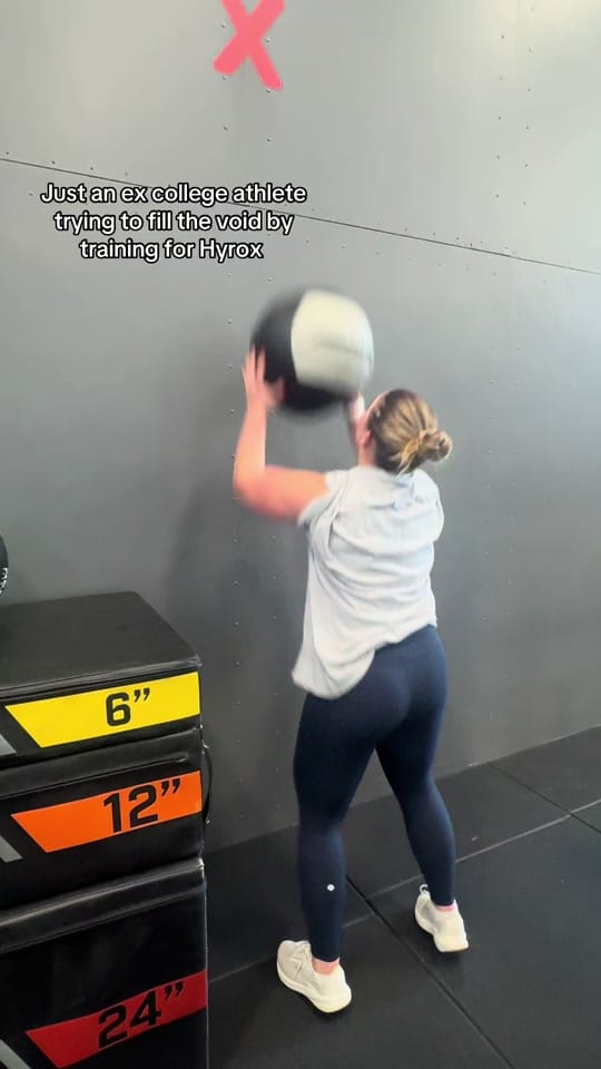 Post 6 by Carly Elizabeth on TikTok (video)