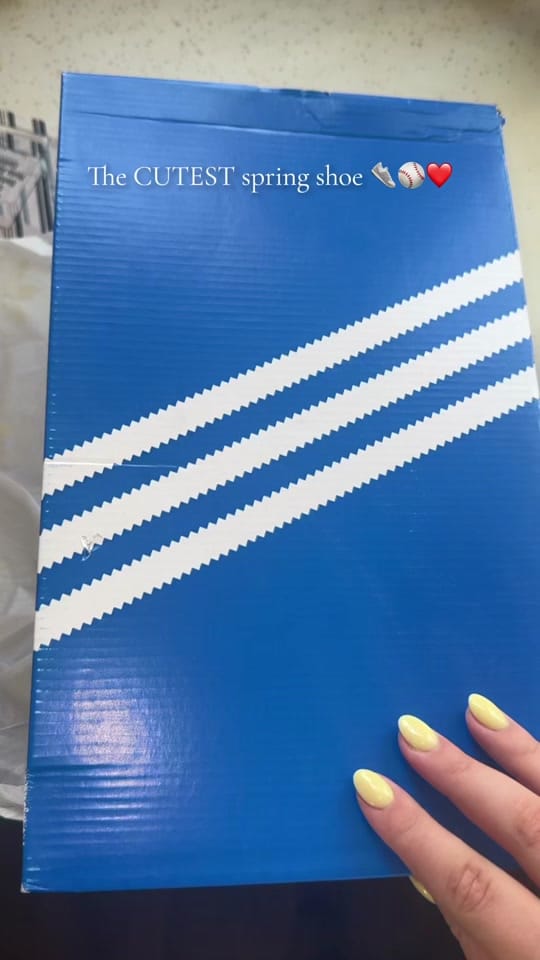 Post 7 by Carly Elizabeth on TikTok (video)