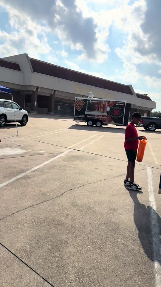 Post 5 by ItsTheRobinsons on TikTok (video)