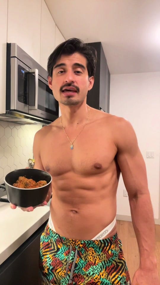 Post 9 by luissuarezls4 on TikTok (video)