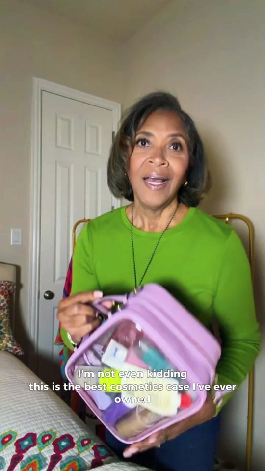 Post 2 by bookedbusybarefoot on TikTok (video)