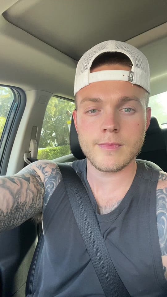 Post 8 by Eweed.fit on TikTok (video)