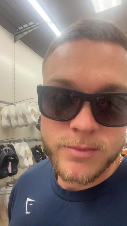 Post 9 by Eweed.fit on TikTok (video)
