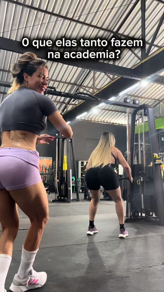 Post 2 by Jessica Araujo on TikTok (video)