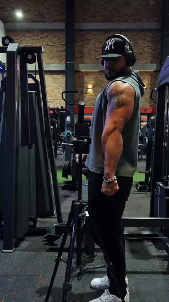 Post 8 by Gilbofitnesss on TikTok (video)