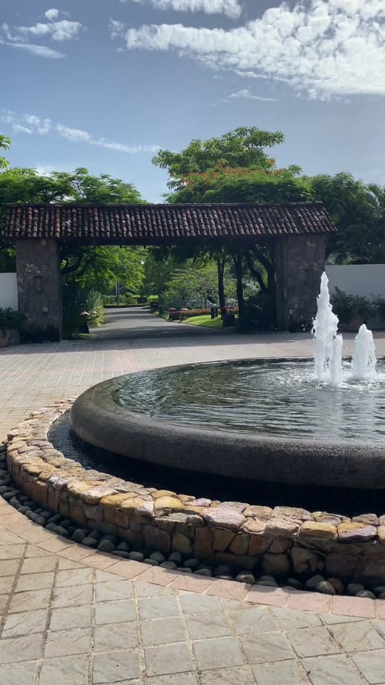 Post 10 by Yannet Garcia on TikTok (video)