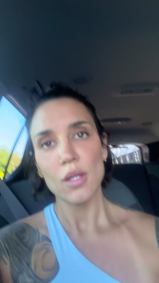 Post 5 by Elaine Kelsey on TikTok (video)