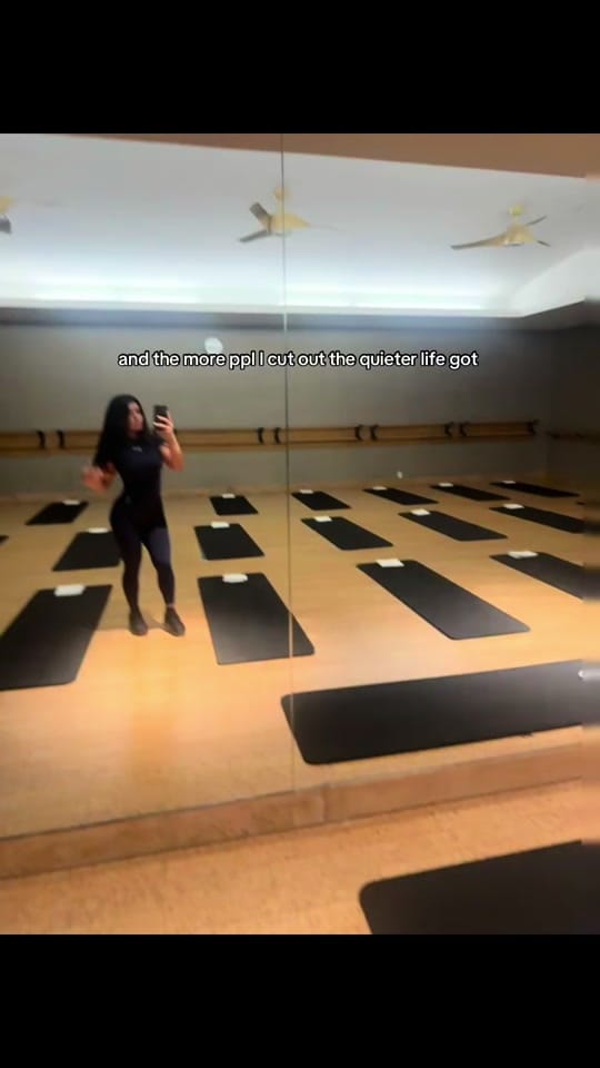 Post 2 by clarisse on TikTok (video)