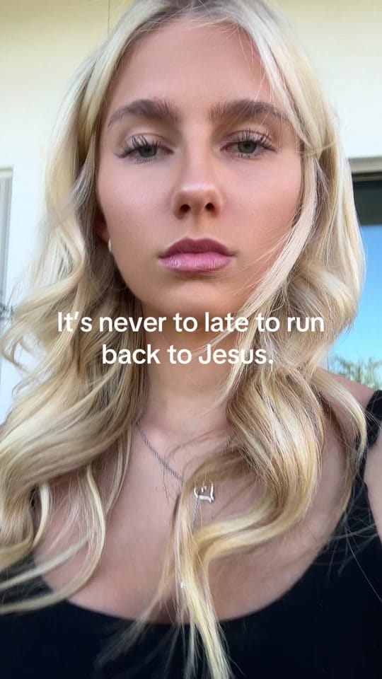 Post 9 by Ella Holland on TikTok (video)