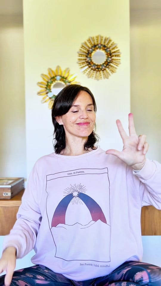 Post 4 by yogaconrochi on TikTok (video)