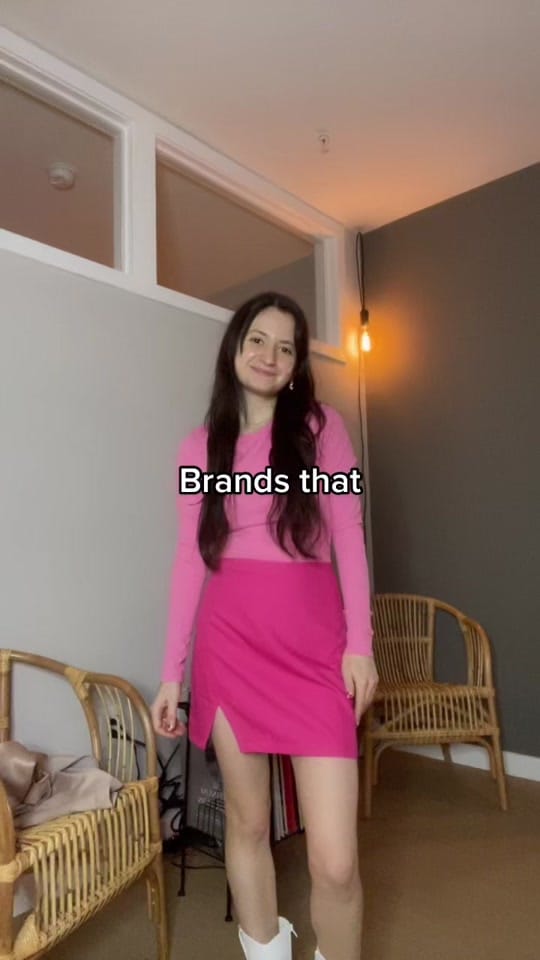 Post 9 by Liana Ratner on TikTok (video)