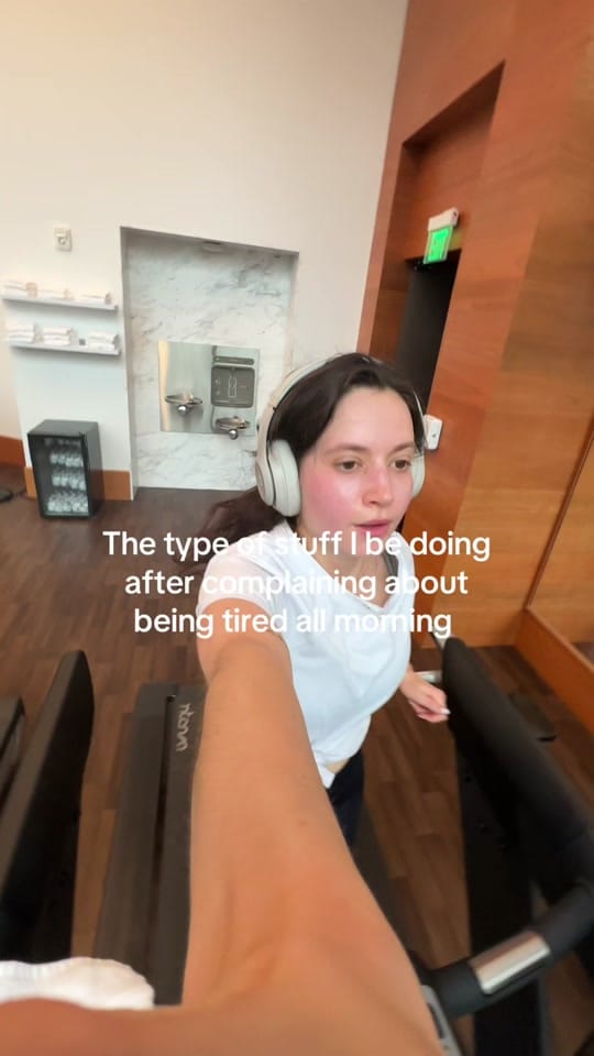 Post 2 by Liana Ratner on TikTok (video)