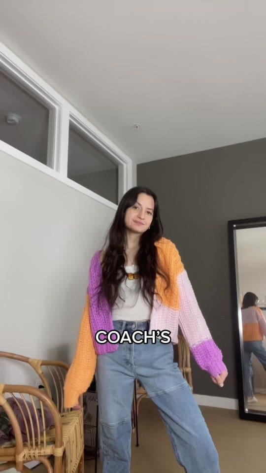 Post 10 by Liana Ratner on TikTok (video)