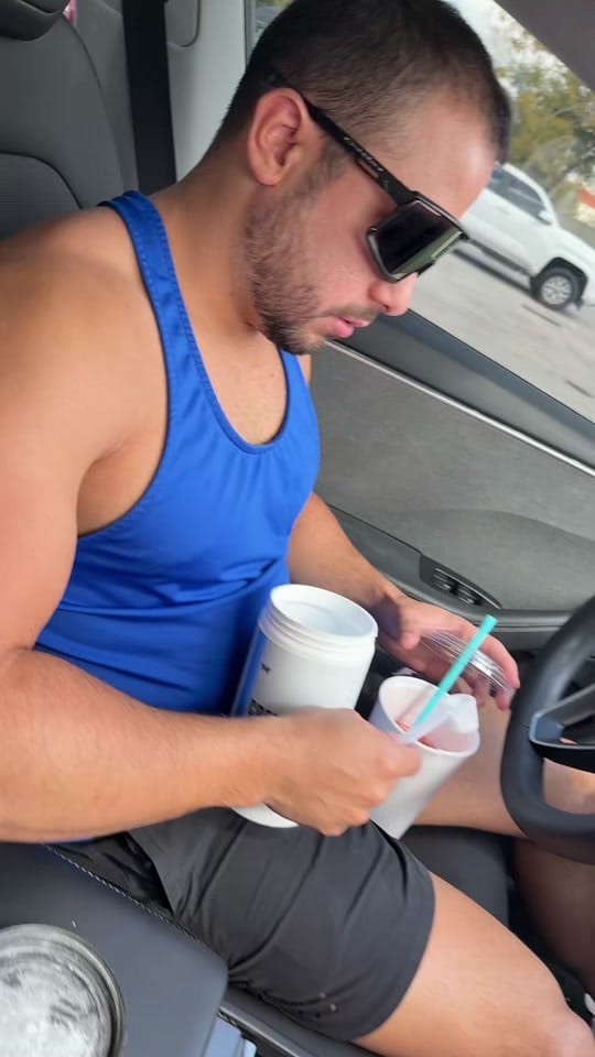 Post 5 by williamfit305 on TikTok (video)