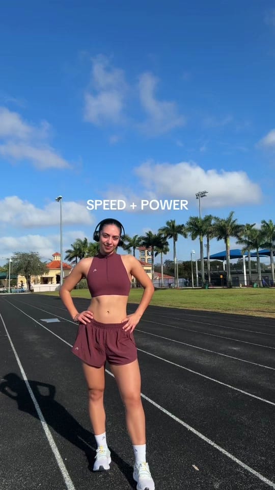 Post 8 by Alicia Graubard on TikTok (video)