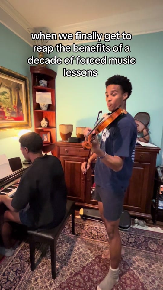Post 8 by TheVSPofficial on TikTok (video)