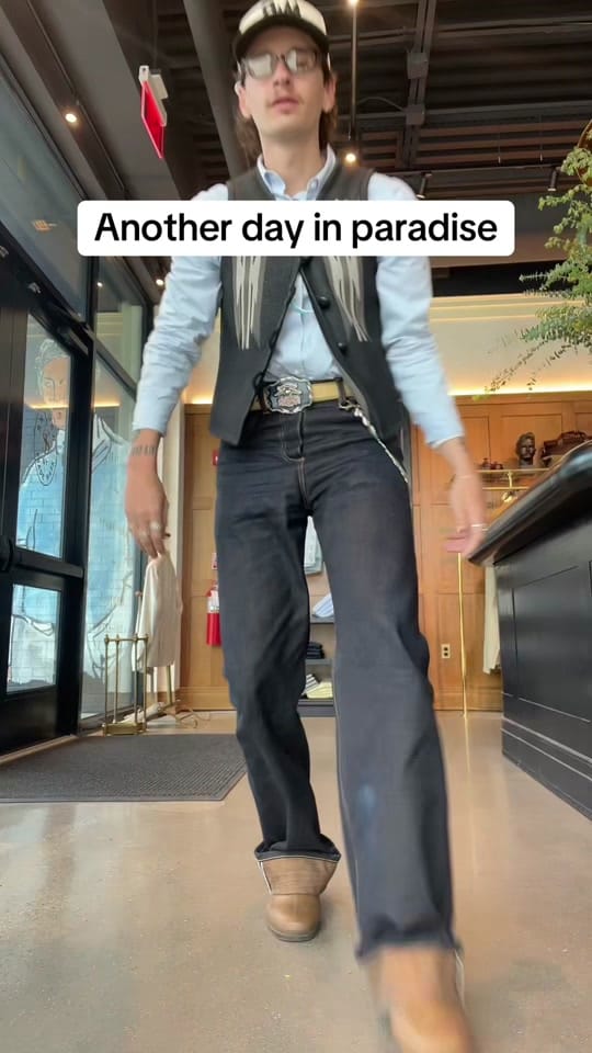 Post 6 by Nick on TikTok (video)