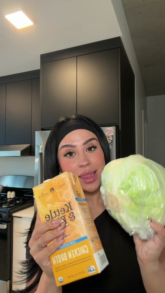 Post 8 by __itsnallely on TikTok (video)