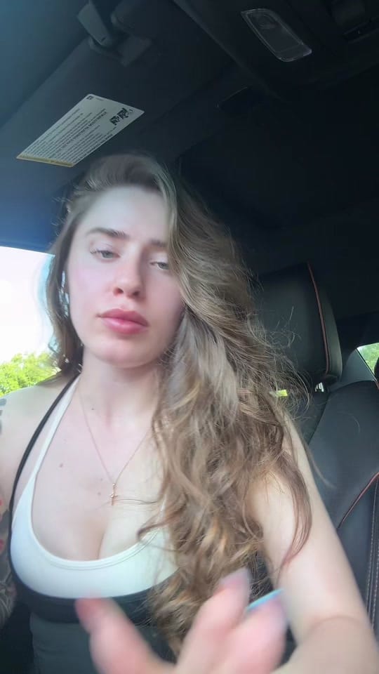Post 2 by thekenziexmarie on TikTok (video)