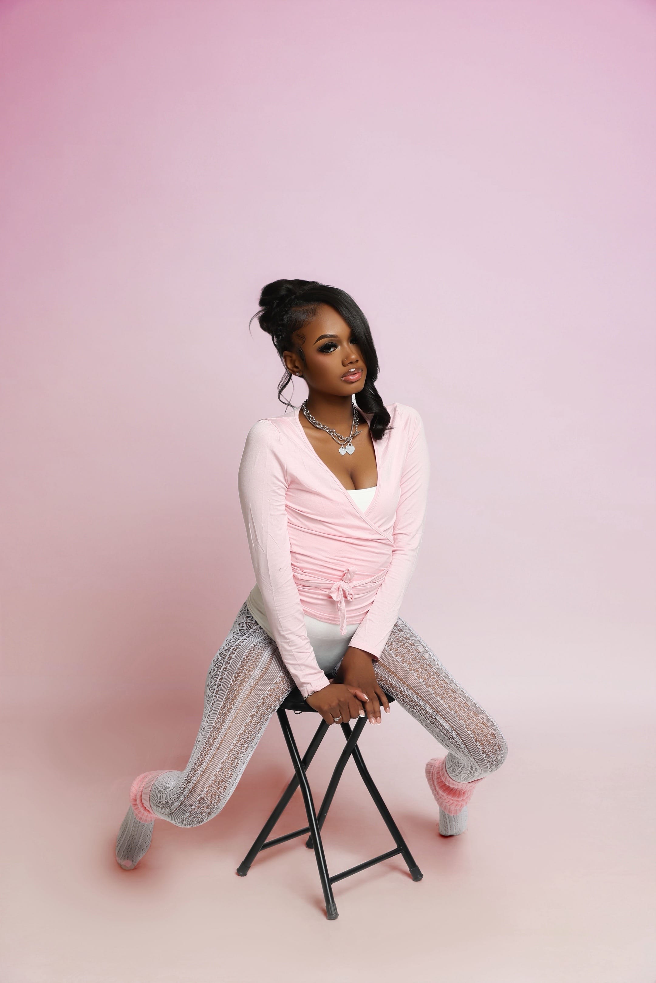 Post 2 by Syan🩵| Chicago Photographer on TikTok (video)