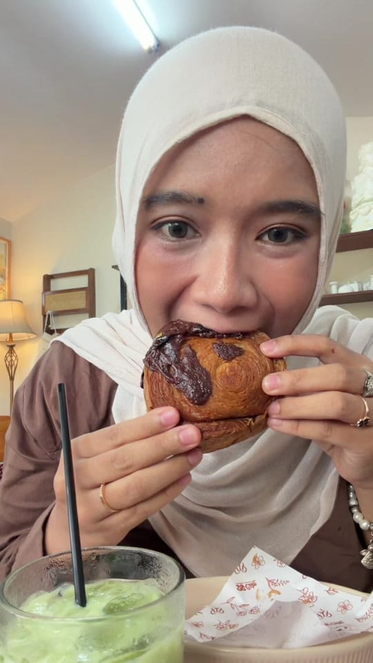 Post 1 by Salwazf🍓 on TikTok (video)