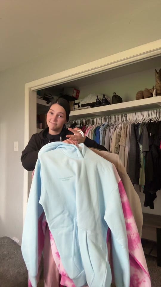 Post 2 by Kayla| Mama💙 Photographer 📸 on TikTok (video)
