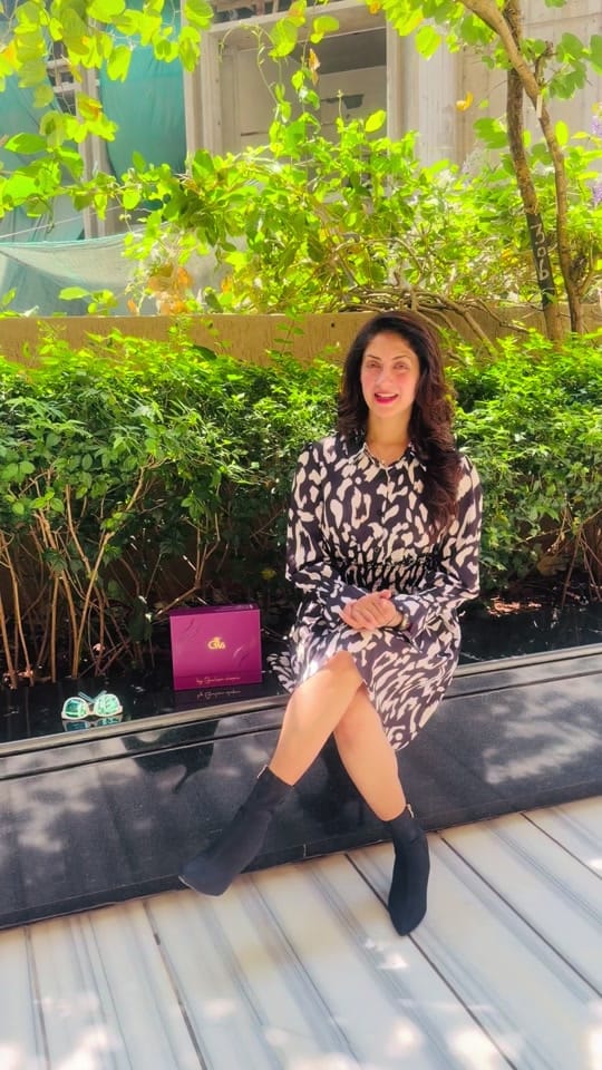 Post 4 by Gurleen Chopra on TikTok (video)
