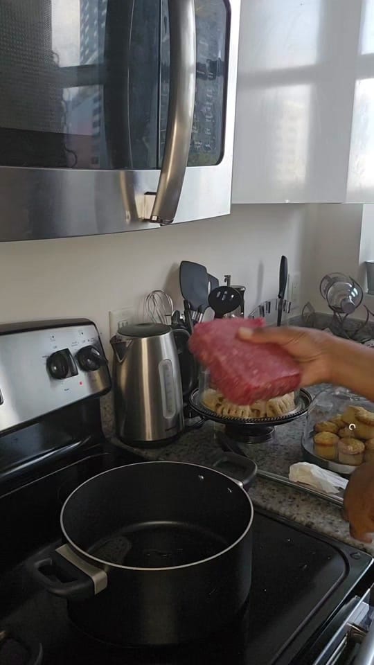 Post 1 by Shanelle Smith on TikTok (video)