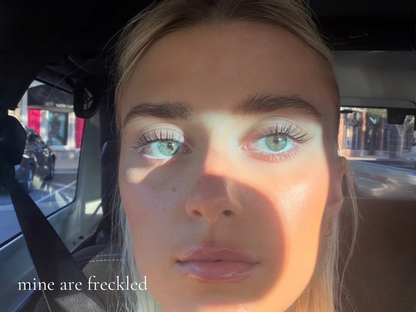 Post 2 by HANNA KRAMEROV on TikTok (video)