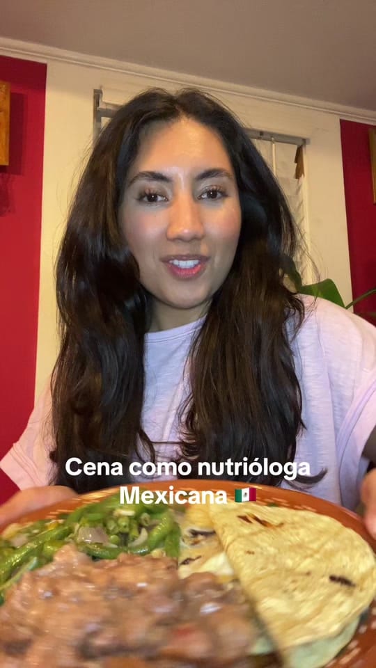 Post 9 by Paloma | Dietitian on TikTok (video)