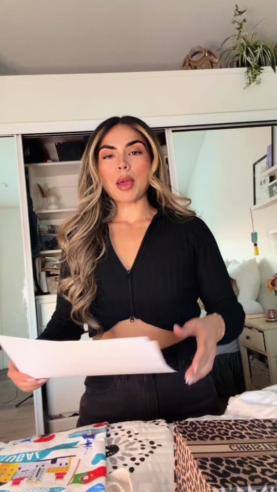 Post 4 by Neyda on TikTok (video)